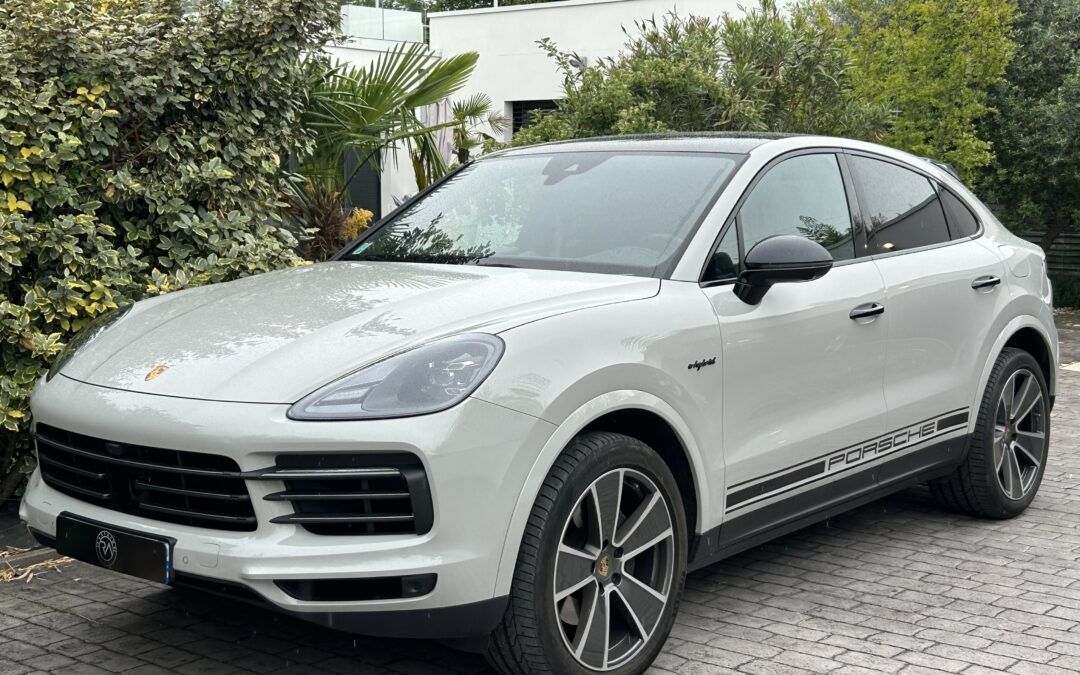 Porsche Cayenne Coupe E-Hybrid Platinium Edition