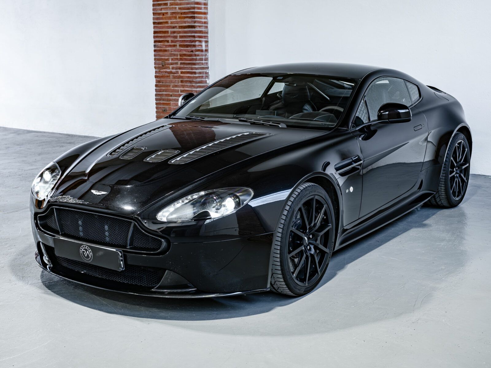 Aston Martin V12 S Vantage 573 ch