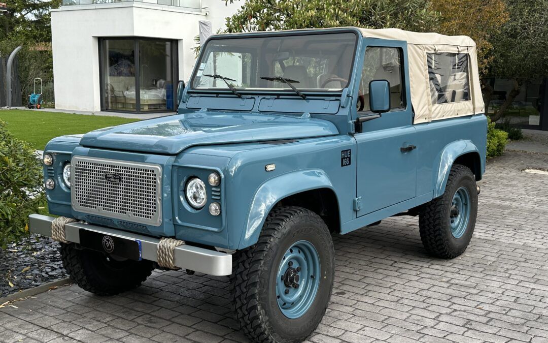 Land Rover Defender 90 TD5 Soft Top