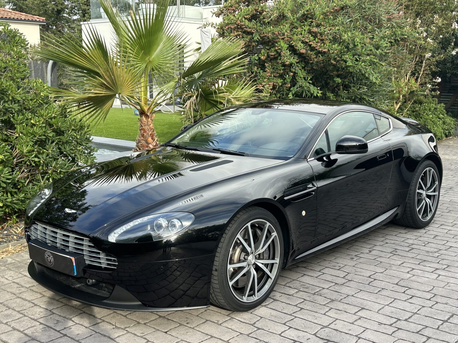 Aston Martin V8 Vantage 426 ch