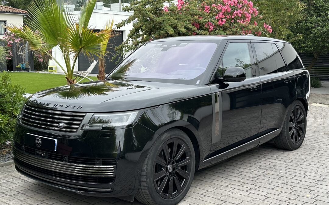 Land Rover Range Rover p510e SV