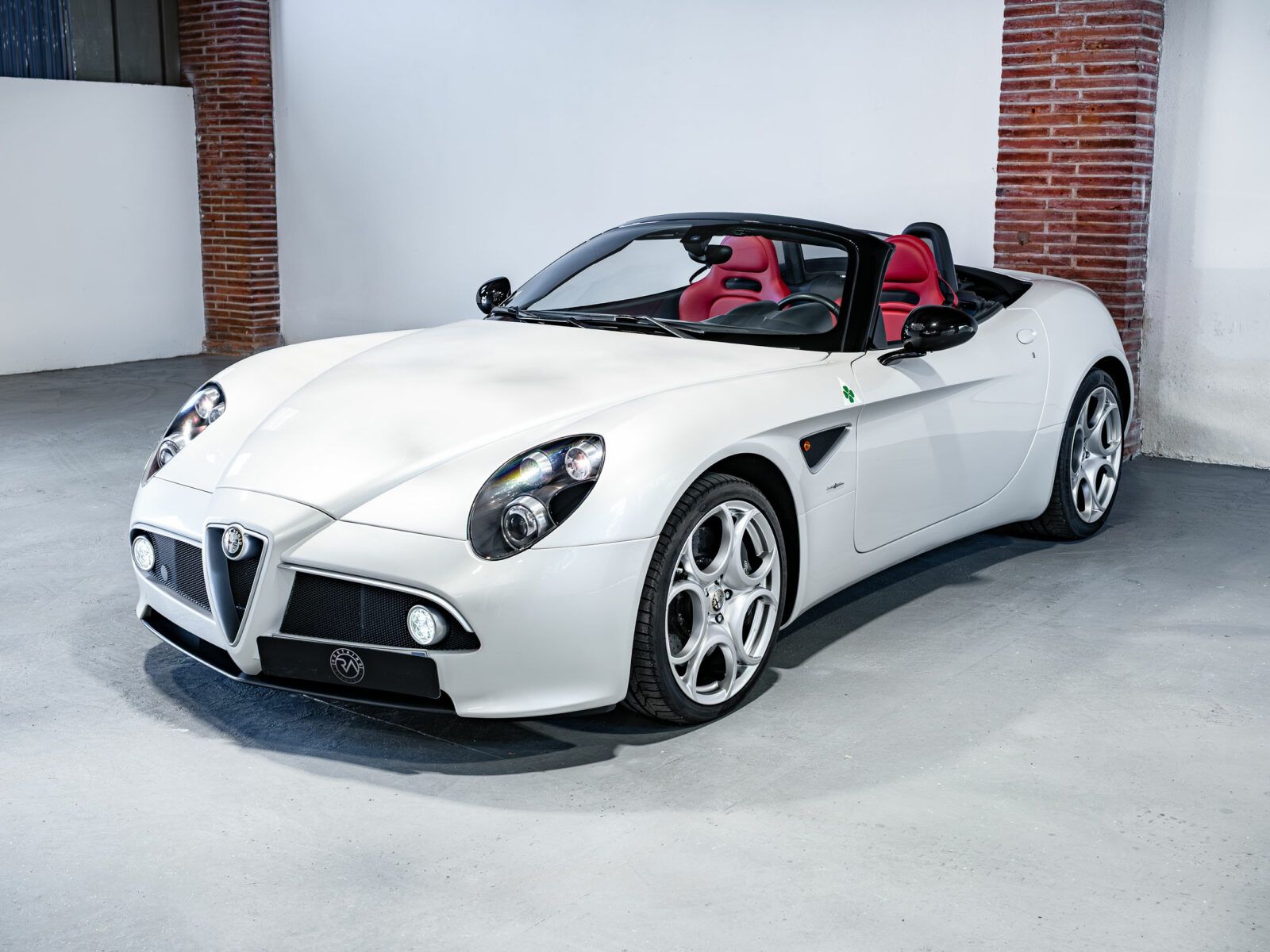 Alfa Roméo 8C Spider V8 4.7 450 ch