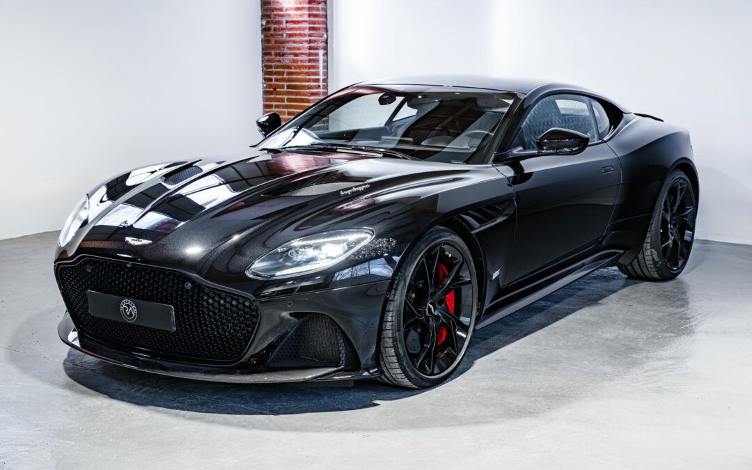 Aston Martin DBS Superleggera 725cv