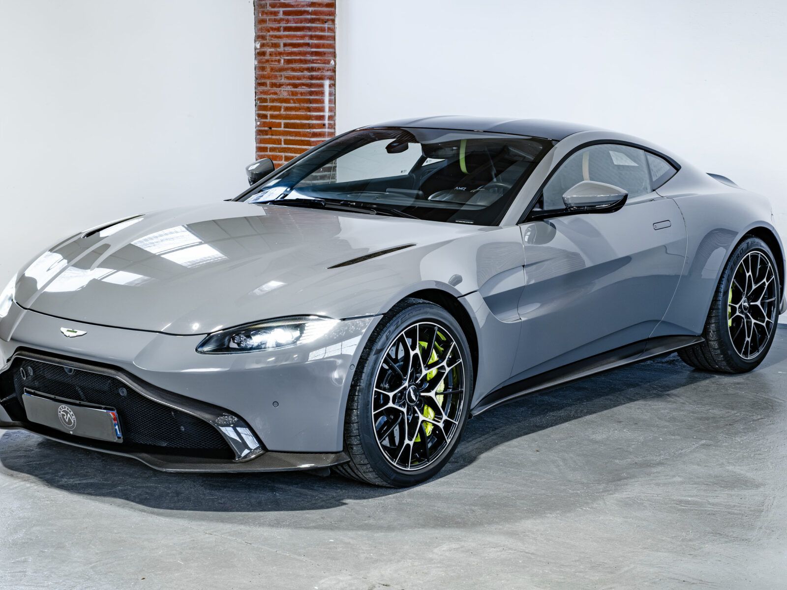 Aston Martin V8 Vantage AMR 510 ch