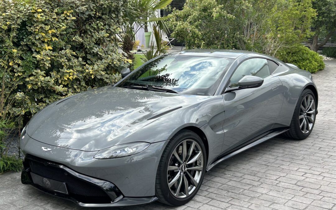 Aston Martin V8 Vantage 510 ch