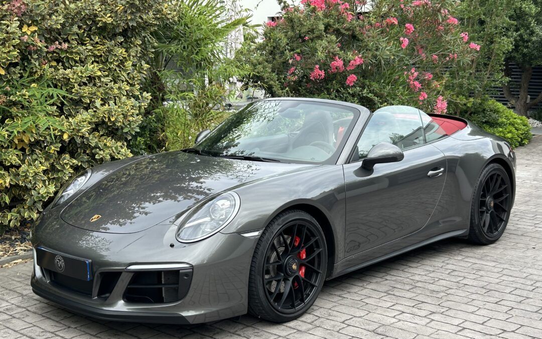 Porsche 911.2 4 GTS Cabriolet 450 ch