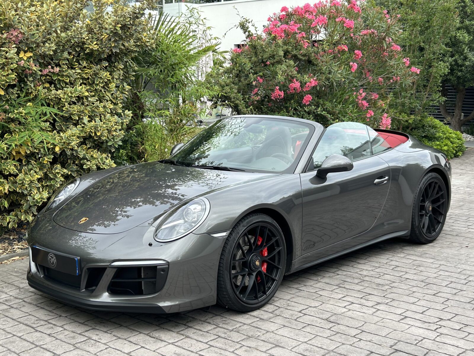Porsche 911.2 4 GTS Cabriolet 450 ch