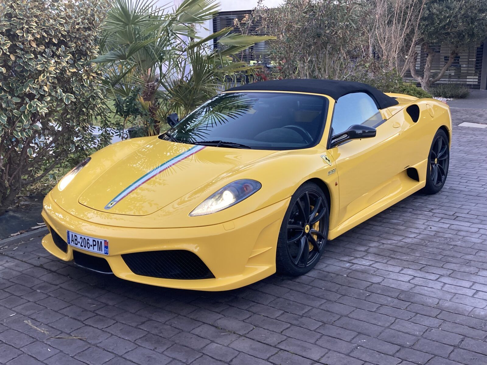 Ferrari 16M Scuderia 510 ch