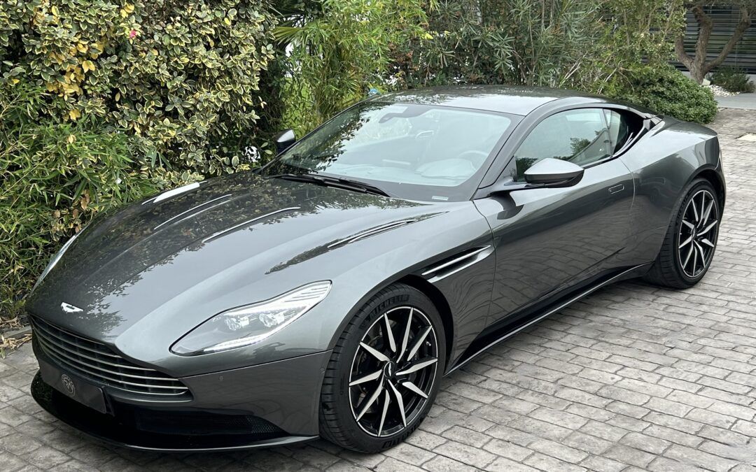 Aston Martin DB11 V12 609 ch