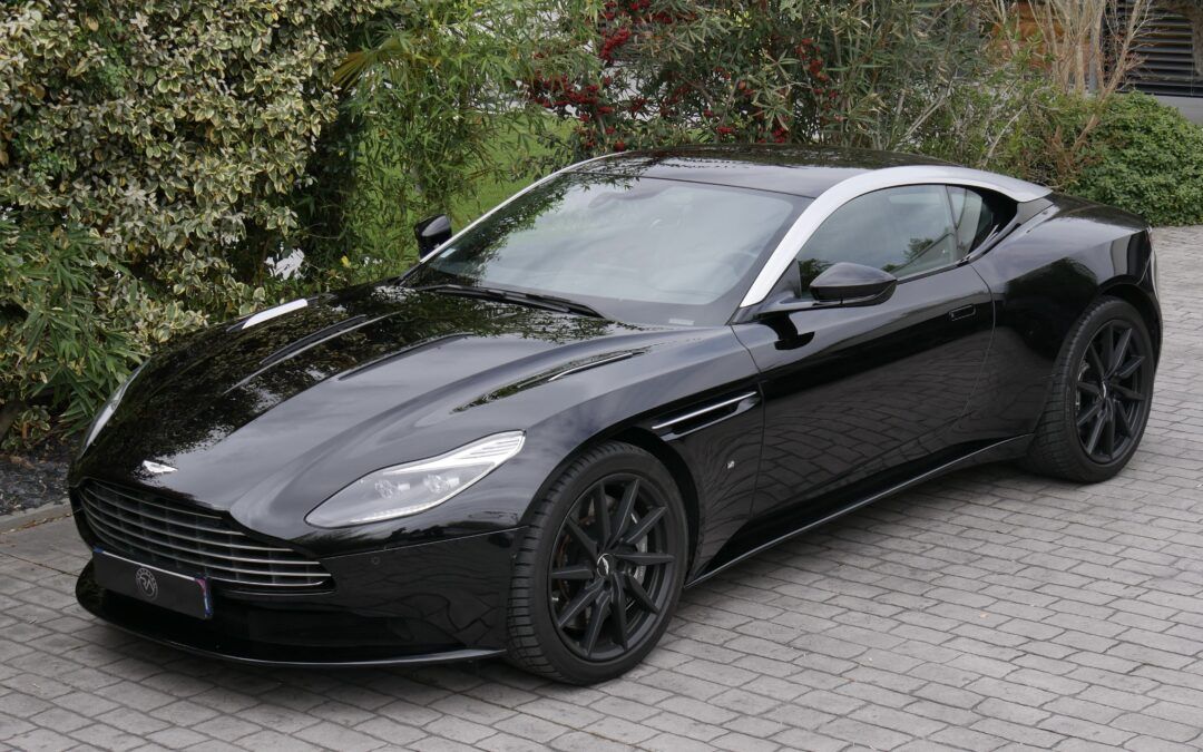 Aston Martin DB11 V12 609 ch