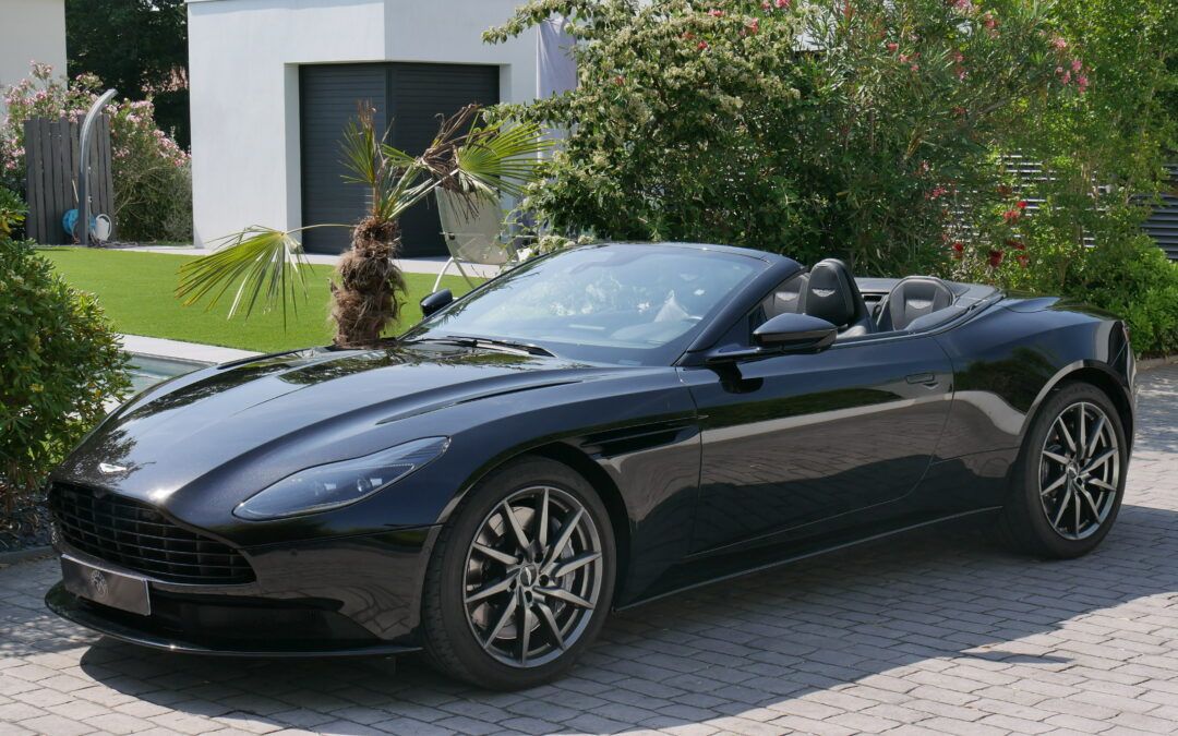 Aston Martin DB11 Volante 510 ch