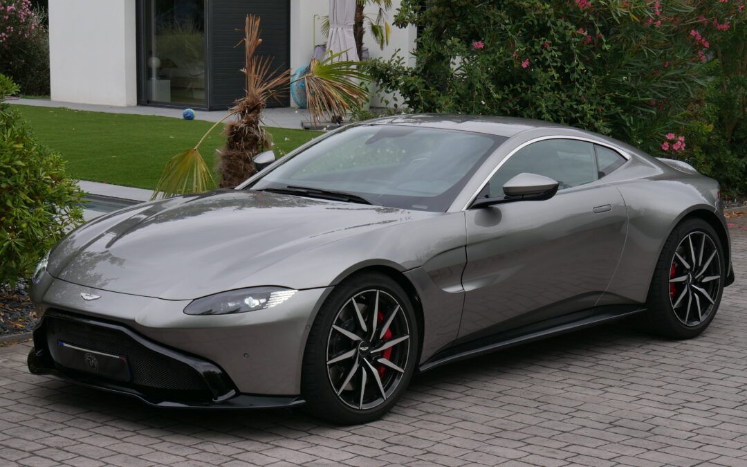 Aston Martin V8 Vantage 510 ch