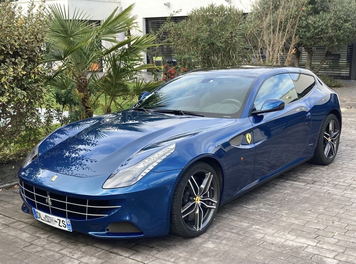 Ferrari FF 660 ch