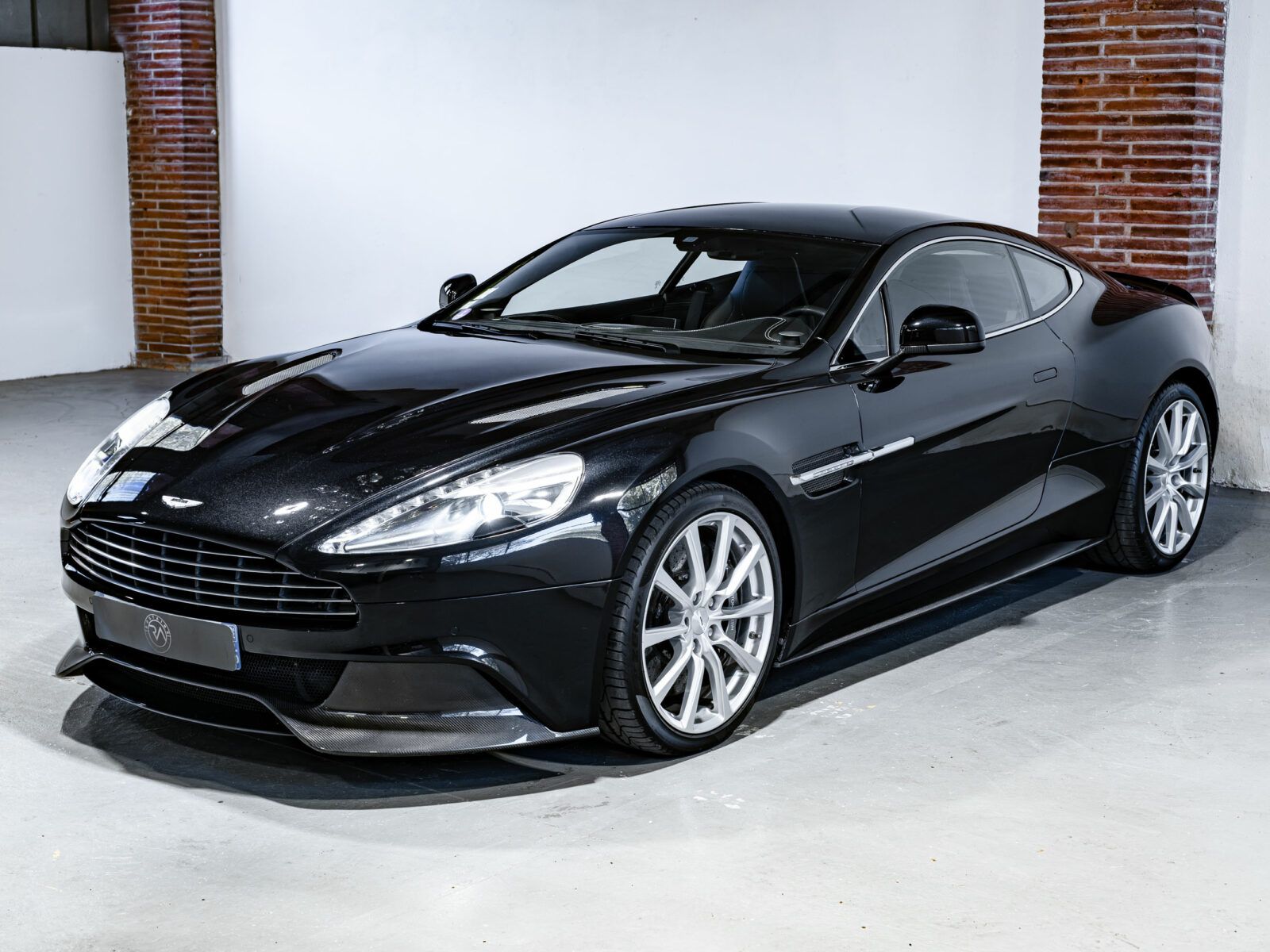 ASTON MARTIN VANQUISH V12 5.9 573 CH COUPÉ 2+2